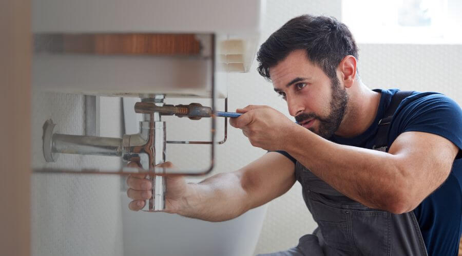 Sink pipe leak repair in Lewis, IN